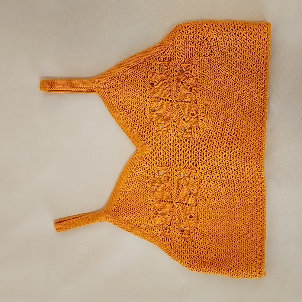 H&M Cropped Top Size: S